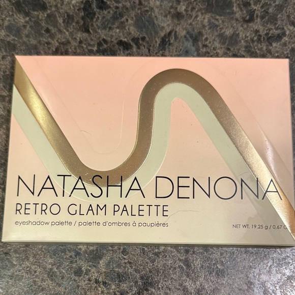 Natasha Denona Retro Glam Eyeshadow Palette - - Picture 6 of 6